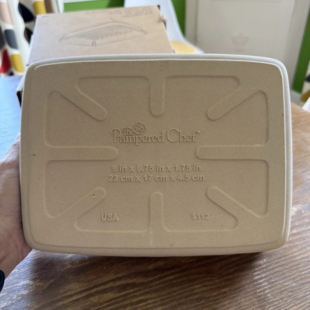 Pampered Chef Stoneware 1342 Small Ridged Baker Bacon 9x6.75